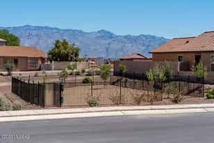 4081 S Freewheel Way, Tucson, AZ 85730 - Photo 9