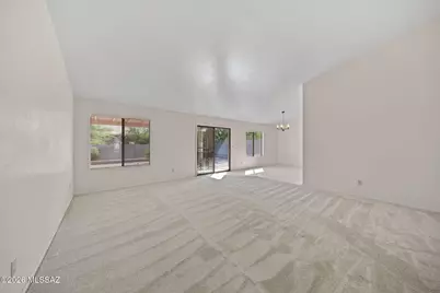 8001 S Carbury Way, Tucson, AZ 85747 - Photo 3