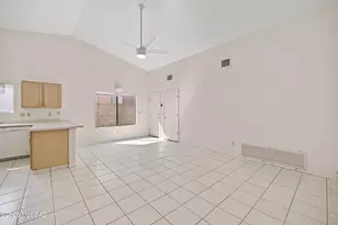8001 S Carbury Way, Tucson, AZ 85747 - Photo 15