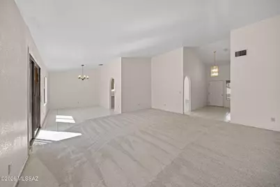 8001 S Carbury Way, Tucson, AZ 85747 - Photo 5