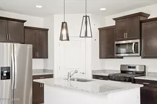 6830 W Sweetshade Ln, Tucson, AZ 85757 - Photo 1