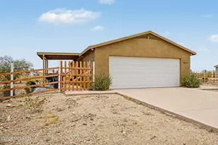 9717 W Calle Anasazi, Tucson, AZ 85735 - Photo 3