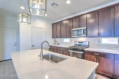 6658 E Paseo Del Cachapo, Tucson, AZ 85756 - Photo 9