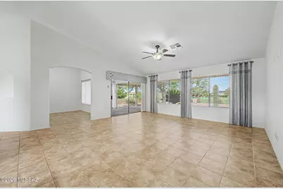 1289 N Birds Nest Road, Green Valley, AZ 85614 - Photo 5