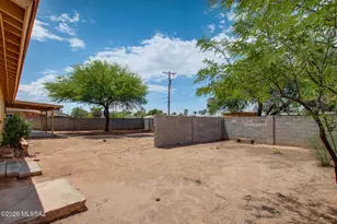5853 E 19th St, Tucson, AZ 85711 - Photo 29