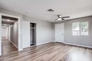 5853 E 19th St, Tucson, AZ 85711 - Photo 9