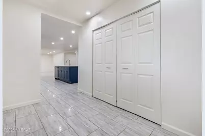 918 N Columbus Boulevard, Tucson, AZ 85711 - Photo 21