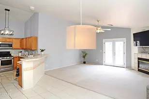 983 S Goldenweed Way, Tucson, AZ 85748 - Photo 13