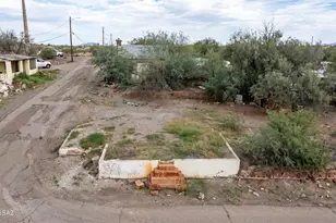 584 N San Pedro Rd, Hayden, AZ 85135 - Photo 1