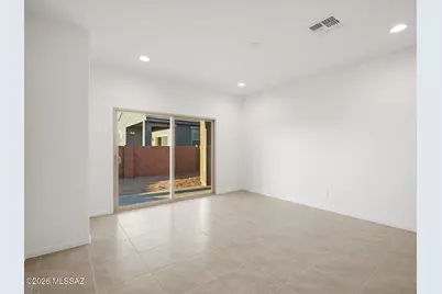 9751 N Summerstone Avenue, Tucson, AZ 85743 - Photo 5