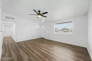 1734 S Avenida Regulo, Tucson, AZ 85710 - Photo 5