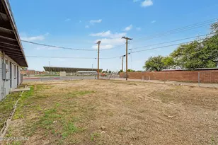 1734 S Avenida Regulo, Tucson, AZ 85710 - Photo 33