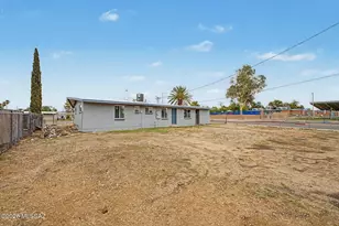 1734 S Avenida Regulo, Tucson, AZ 85710 - Photo 31