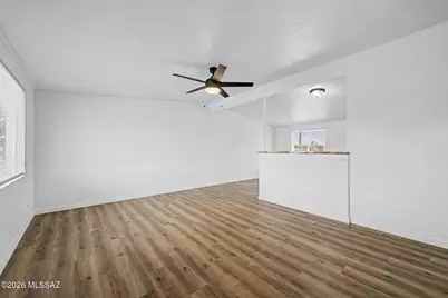 1734 S Avenida Regulo, Tucson, AZ 85710 - Photo 3