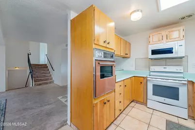 8249 E 19th Street, Tucson, AZ 85710 - Photo 13