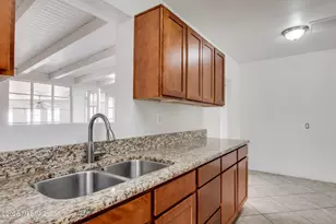 1547 E Waverly St, Tucson, AZ 85719 - Photo 9