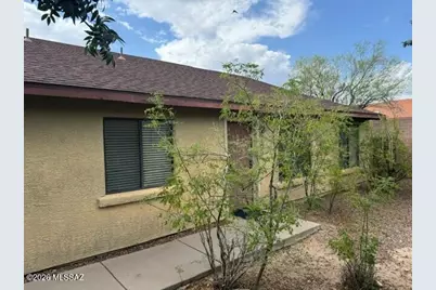 2501 S Pantano Parkway #3, Tucson, AZ 85710 - Photo 1