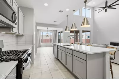 7990 S Expedition Drive, Tucson, AZ 85747 - Photo 15
