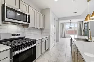 7990 S Expedition Dr, Tucson, AZ 85747 - Photo 17