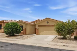 103 E Calle del Capullo, Green Valley, AZ 85614 - Photo 3