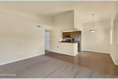 101 S Players Club Drive #APT 7201, Tucson, AZ 85745 - Photo 3