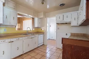 6087 E 21st St, Tucson, AZ 85711 - Photo 9