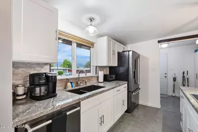 8128 E 4th Place, Tucson, AZ 85710 - Photo 7