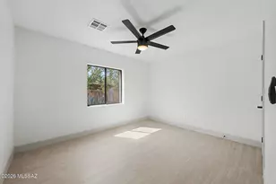 1514 E Lind Rd, Tucson, AZ 85719 - Photo 21