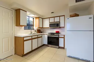 1310 N 14th Ave, Tucson, AZ 85705 - Photo 15