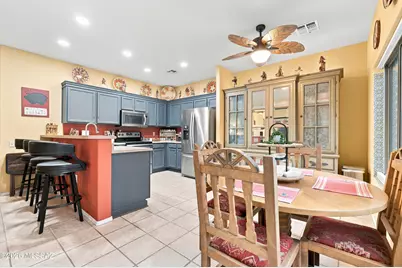 597 W Union Bell Drive, Green Valley, AZ 85614 - Photo 25