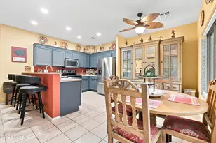 597 W Union Bell Dr, Green Valley, AZ 85614 - Photo 25