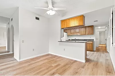 787 W Pairaiso Place, Green Valley, AZ 85614 - Photo 9