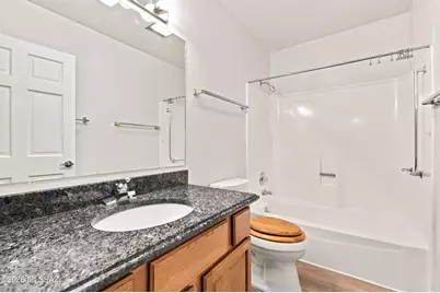 787 W Pairaiso Place, Green Valley, AZ 85614 - Photo 23