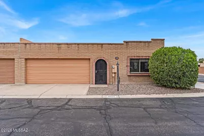 9050 E Calle Maria, Tucson, AZ 85710 - Photo 3