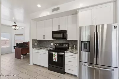 8870 N Canebrake Place, Tucson, AZ 85743 - Photo 7