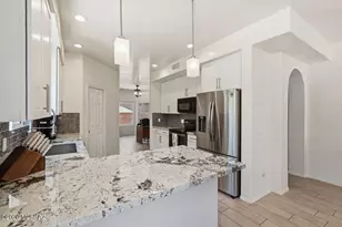 8870 N Canebrake Pl, Tucson, AZ 85743 - Photo 5