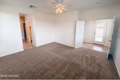 11339 E Glowing Sunset Drive, Tucson, AZ 85747 - Photo 9
