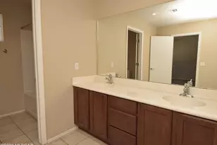 10610 E Pleasant Pasture Dr, Tucson, AZ 85747 - Photo 19
