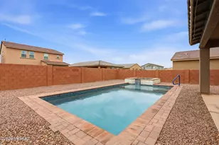 12163 W Charismatic Dr, Marana, AZ 85653 - Photo 35