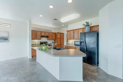 7534 E Navigator, Tucson, AZ 85756 - Photo 9