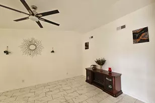 5542 S Oak Ridge Dr, Tucson, AZ 85746 - Photo 3