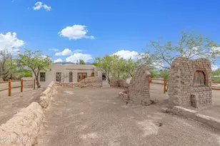 5259 E Fort Lowell Rd, Tucson, AZ 85712 - Photo 1