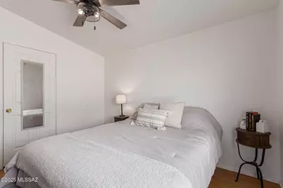 15671 W Yellow Horse Road, Tucson, AZ 85736 - Photo 19
