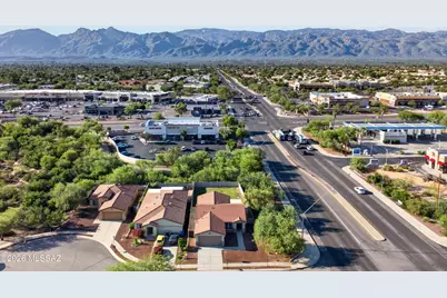 9479 E Topout Peak Place, Tucson, AZ 85710 - Photo 9