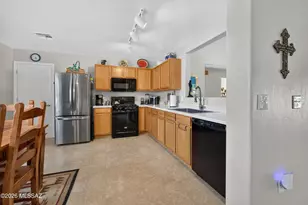 9479 E TOPOUT Peak Pl, Tucson, AZ 85710 - Photo 5