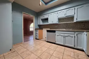 5216 N Pueblo Villas Dr, Tucson, AZ 85704 - Photo 15