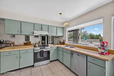 9042 E 5th Street, Tucson, AZ 85710 - Photo 9