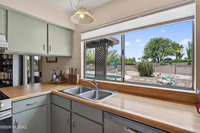 9042 E 5th Street, Tucson, AZ 85710 - Photo 13