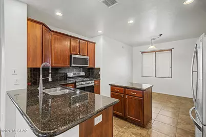 1684 Tenen Pass Drive, Benson, AZ 85602 - Photo 9