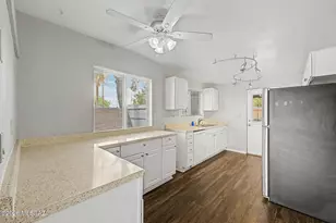 2131 S Deer Trail Cir, Tucson, AZ 85710 - Photo 17